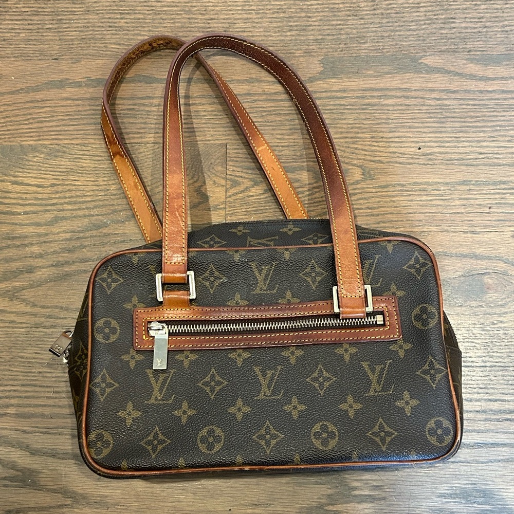 Vintage Louis Vuitton Cite MM Bag